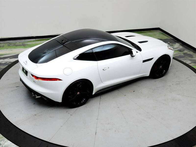 2015 Jaguar F-TYPE R