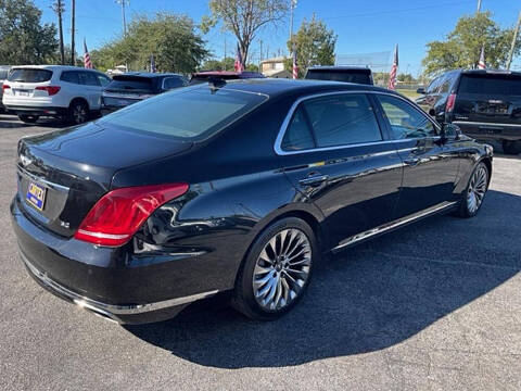2018 Genesis G90