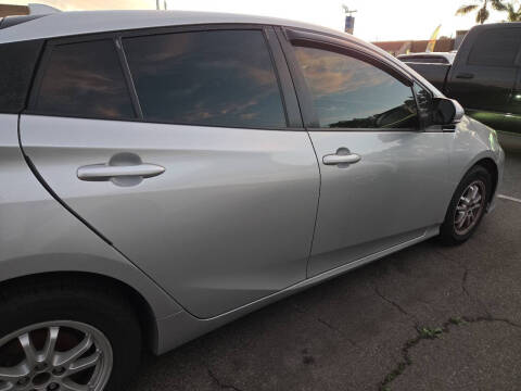 2016 Toyota Prius Two