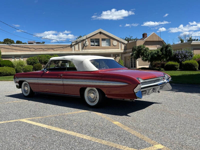 1961 Oldsmobile Starfire