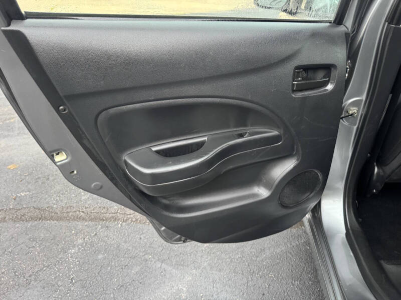 2015 Mitsubishi Mirage ES