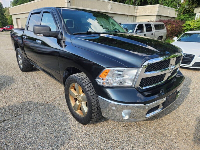 2016 RAM 1500 SLT