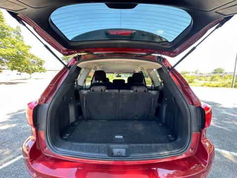 2017 Nissan Pathfinder SV