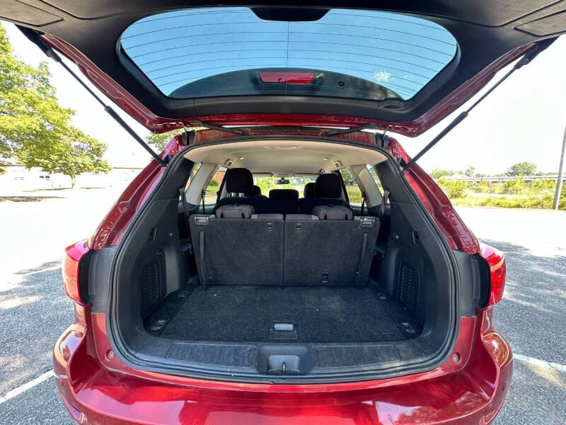 2017 Nissan Pathfinder SV