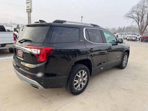 2021 GMC Acadia SLT