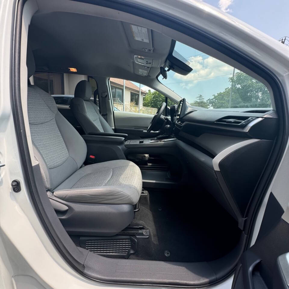 2021 Toyota Sienna for sale at Toms River Auto Sales in Lakewood, NJ