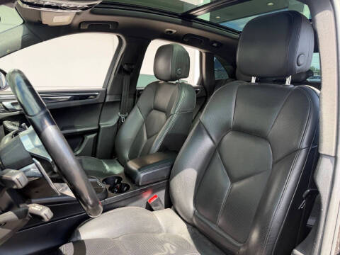 2018 Porsche Macan