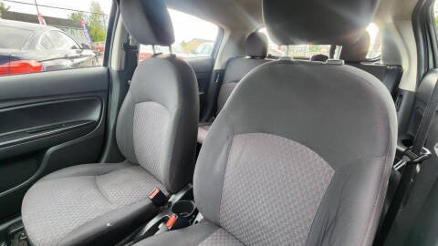 2020 Mitsubishi Mirage ES