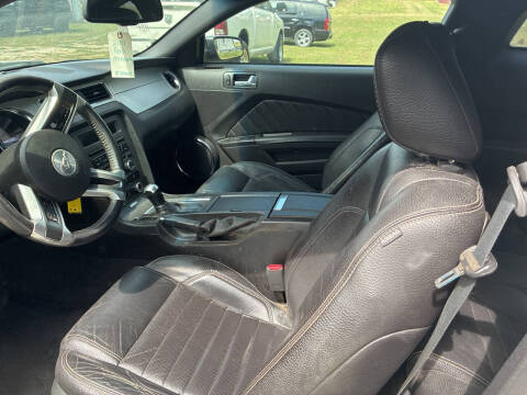 2011 Ford Mustang V6