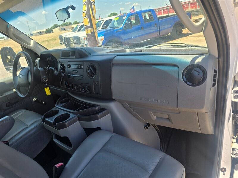 2014 Ford E-Series E-150