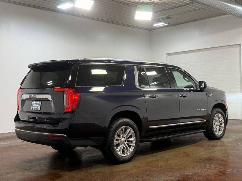 2024 GMC Yukon XL SLT