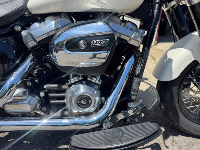 2018 Harley-Davidson FLSL -