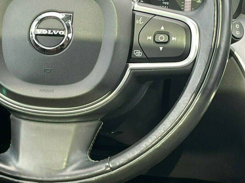 2018 Volvo XC60 T5 Momentum