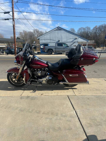 2017 Harley-Davidson Ultra Limited FLHTK