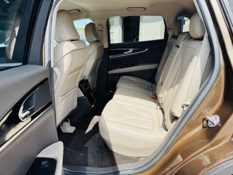 2022 Lincoln Nautilus Standard