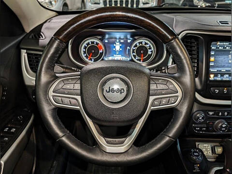 2017 Jeep Cherokee Overland