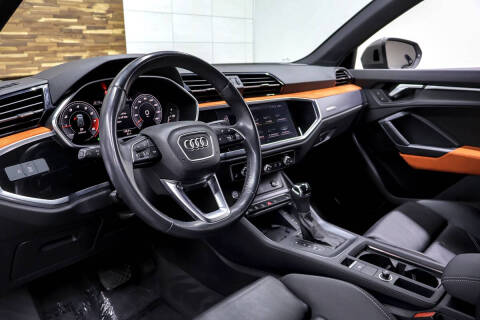 2019 Audi Q3 quattro S line Prem Plus 45 TFSI