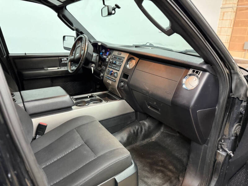 2016 Ford Expedition XL Fleet