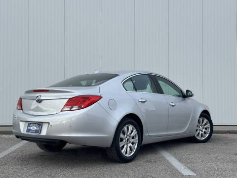 2013 Buick Regal Premium 1