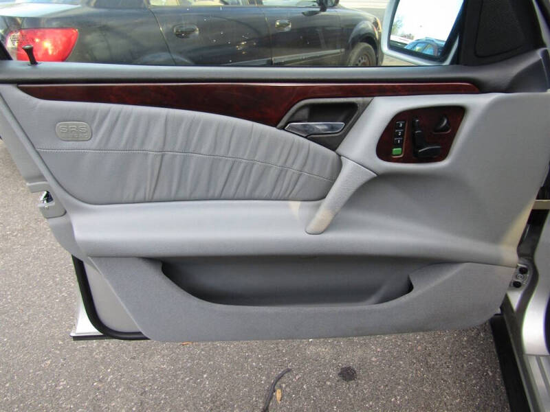 1997 Mercedes-Benz E-Class E 320