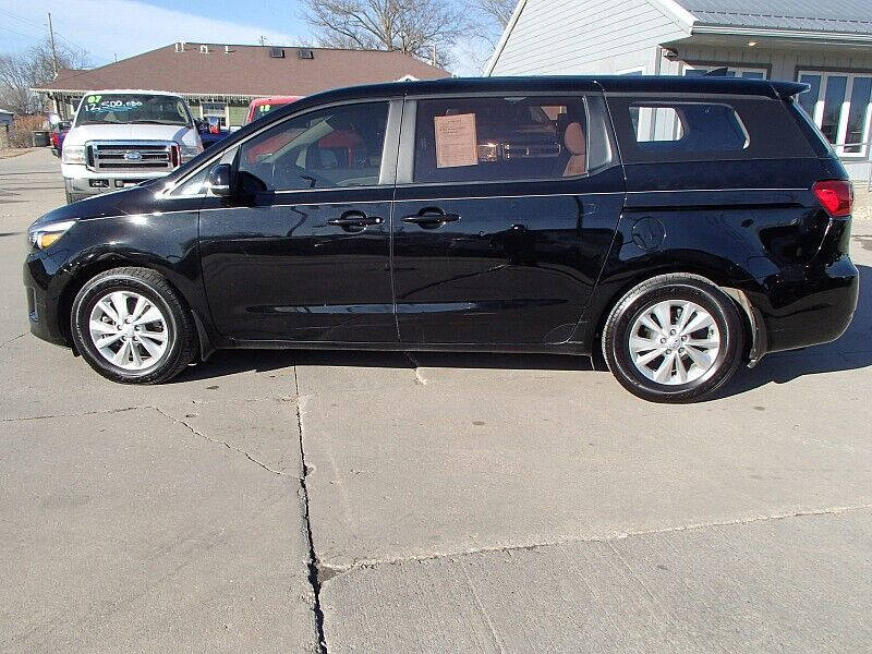 2017 Kia Sedona L