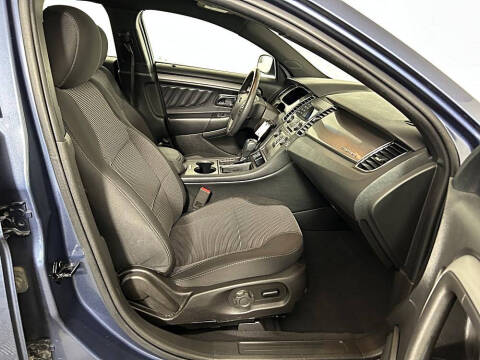 2019 Ford Taurus SEL