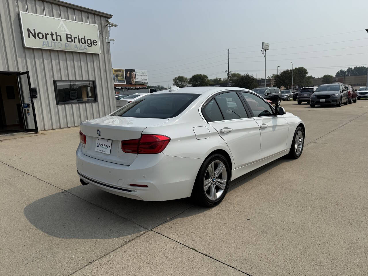 2017 Bmw 330i xDrive photo 3
