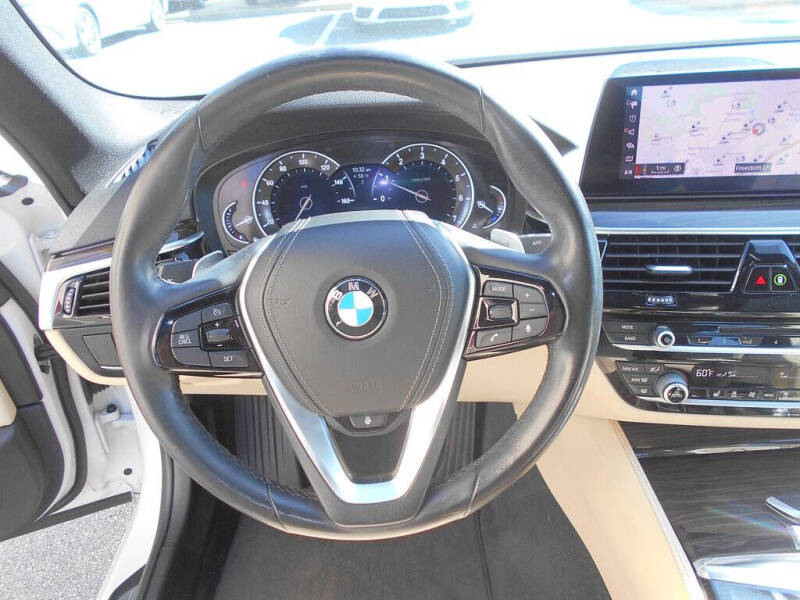 2019 BMW 5 Series 530i