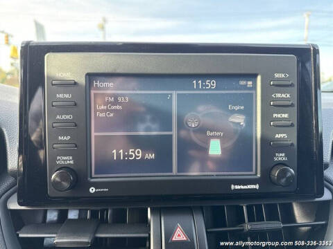 2022 Toyota RAV4 Hybrid LE