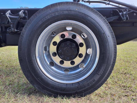 2024 Chevrolet Silverado MD