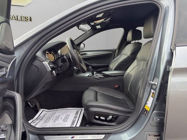 2017 BMW 5 Series 540i xDrive