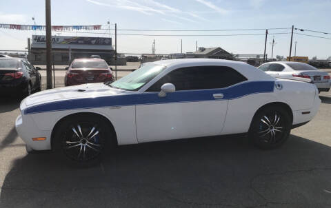 2013 Dodge Challenger for sale at First Choice Auto Sales in Bakersfield CA