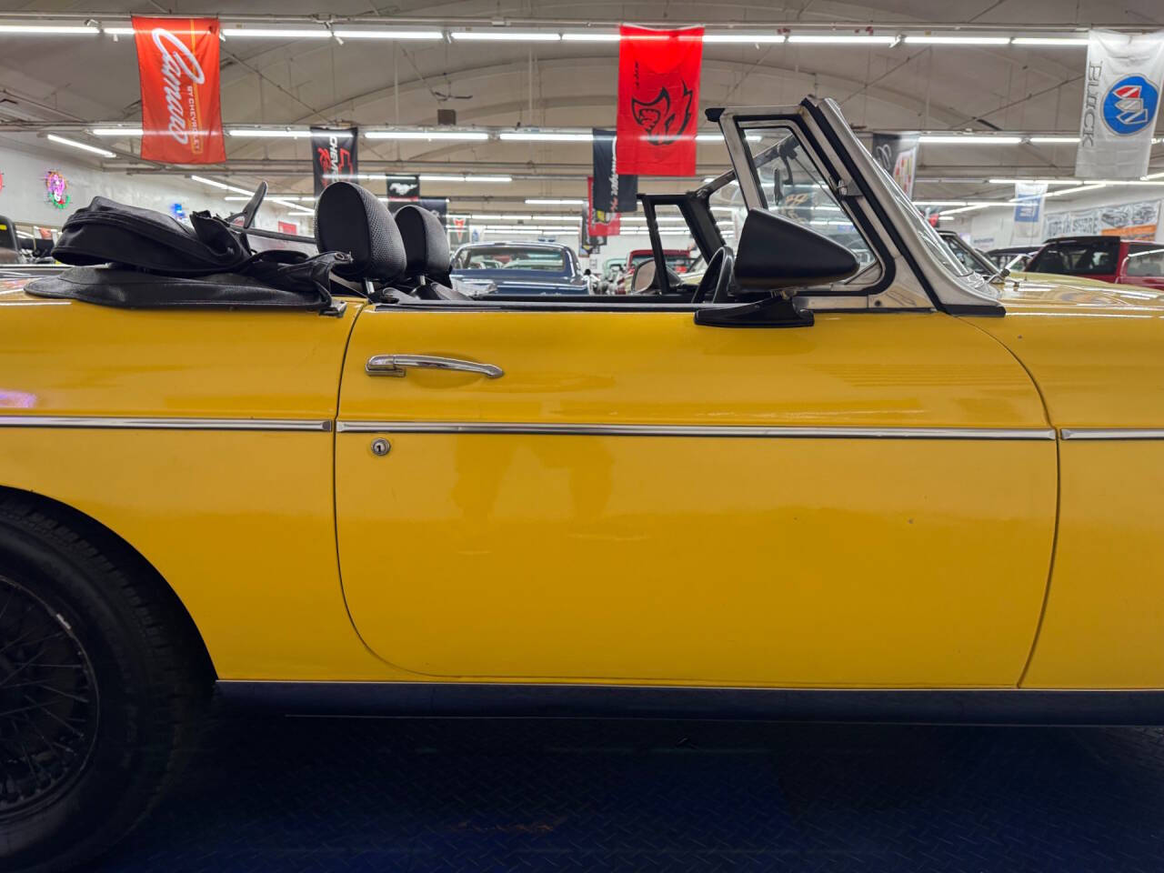 1974 MG MGB 25