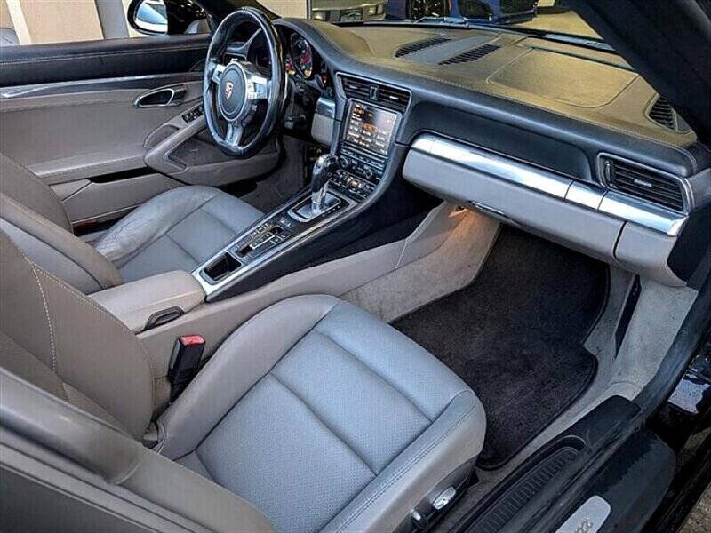 2013 Porsche 911 Carrera