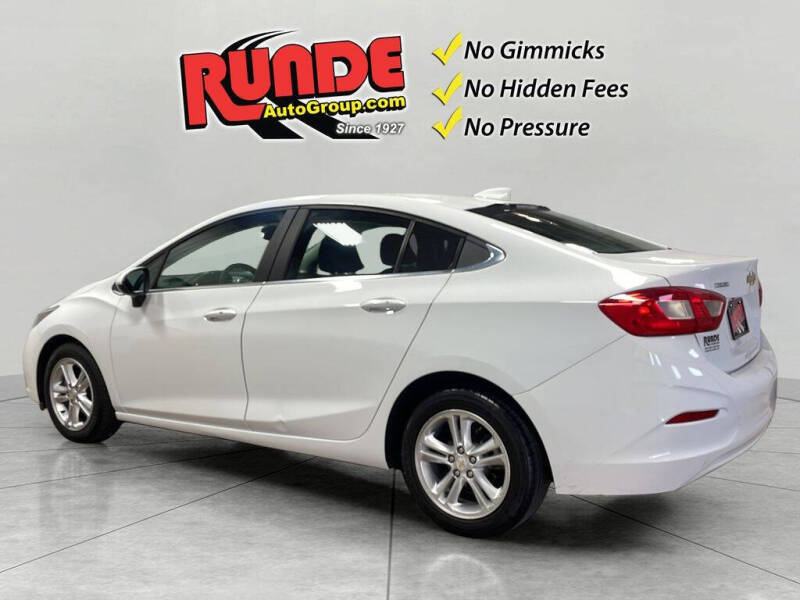 2017 Chevrolet Cruze LT Auto