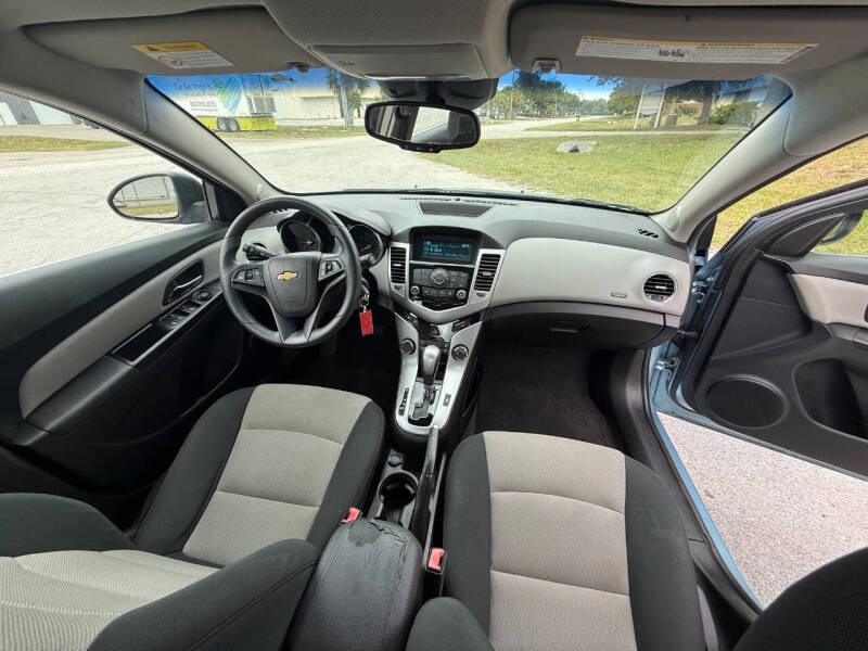 2012 Chevrolet Cruze LS