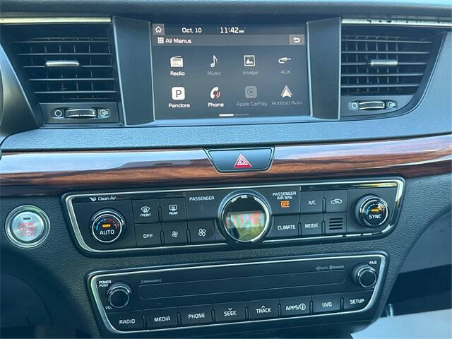 2017 Kia Cadenza Premium