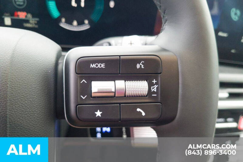 2024 Hyundai Santa Fe SE