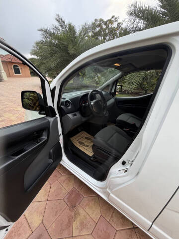 2021 Nissan NV200 SV