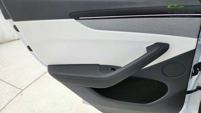 2026 Tesla Model Y Premium
