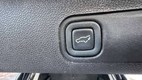 2013 GMC Yukon XL Denali