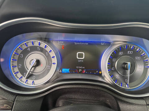 2016 Chrysler 300 Limited