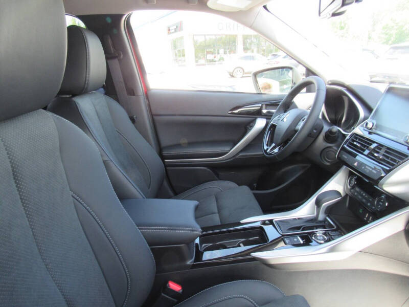 2025 Mitsubishi Eclipse Cross SE