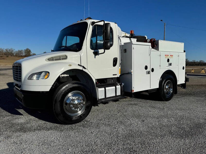 2012 Freightliner M2 106