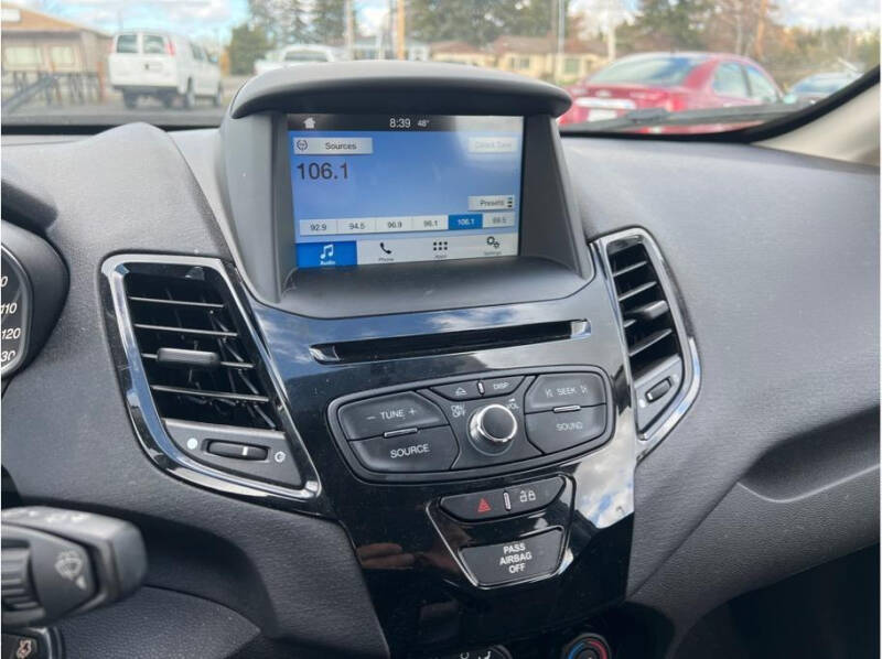 2016 Ford Fiesta SE