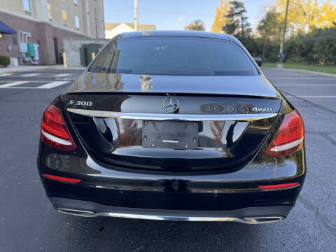 2017 Mercedes-Benz E-Class E 300 4MATIC