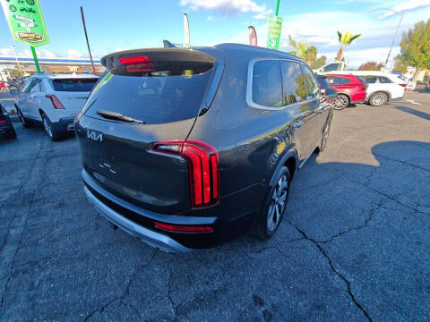 2022 Kia Telluride S