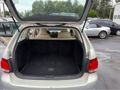 2011 Volkswagen Jetta SportWagen TDI