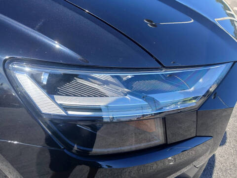 2019 Audi Q8 quattro Premium Plus 55 TFSI