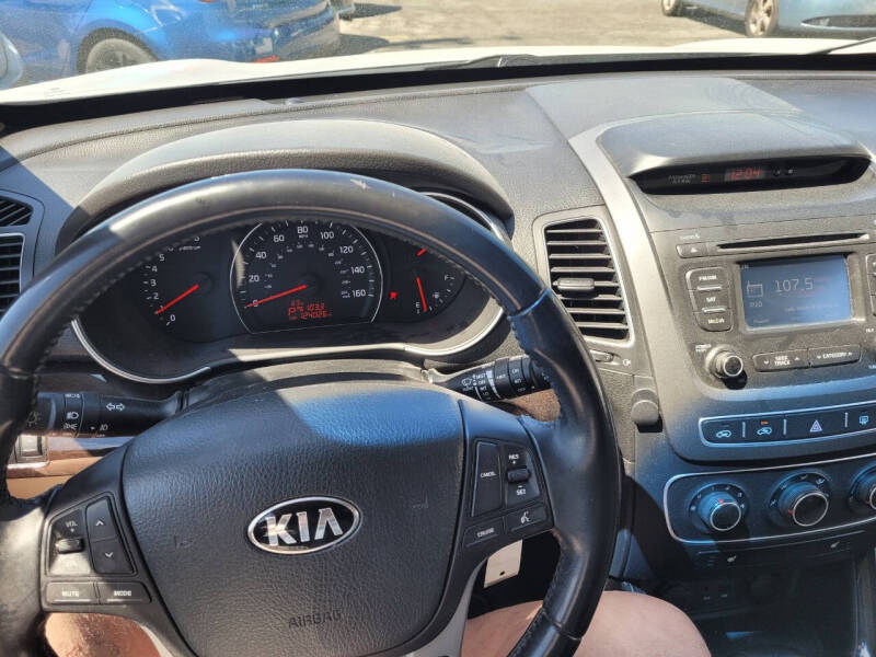 2014 Kia Sorento LX